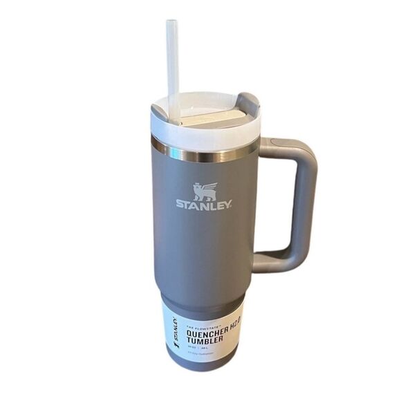 Stanley The Flowstate Quencher H2.0 Tumbler (Gray - 30oz) - Picture 13 of 15